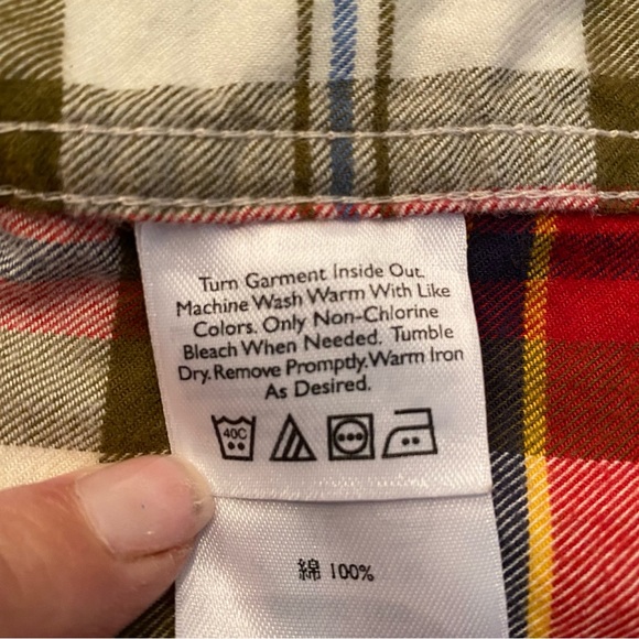 Eddie Bauer men’s 2XL long sleeve button up plaid flannel - Picture 8 of 9